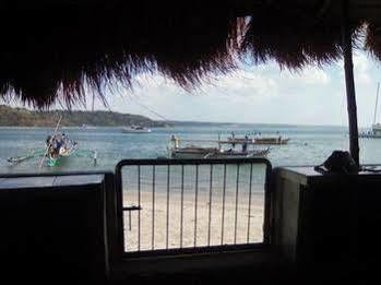 Gumleaves Hotel And Restaurant Olongapo Ngoại thất bức ảnh